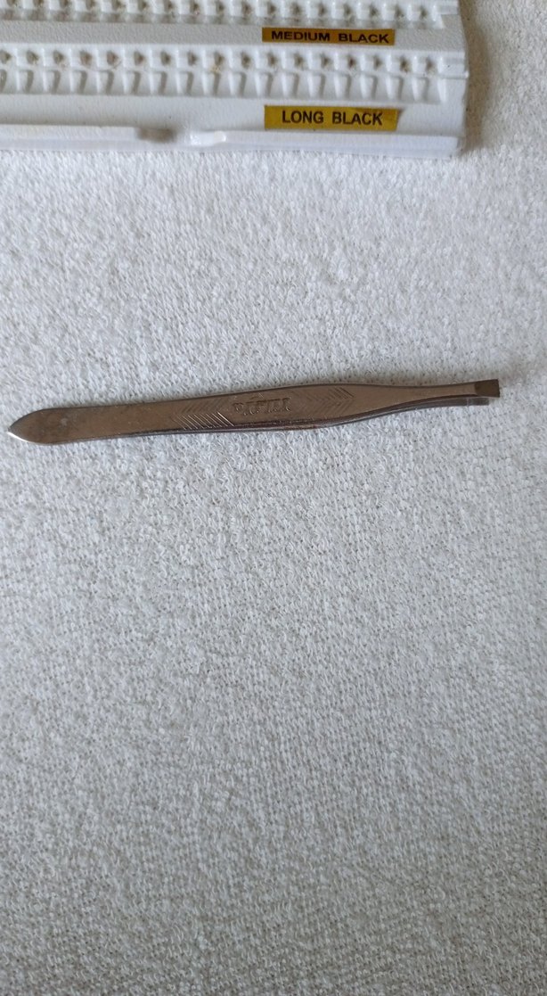 Orta Siyah Takma Kirpikler ve Cımbız - Görsel 4