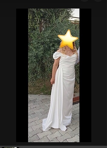 Kayık yaka yırtmaçlı saten ekru nikah elbisesi abiye