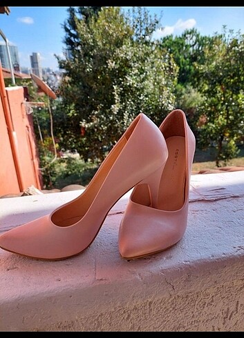 Pudra Pembe Stiletto 