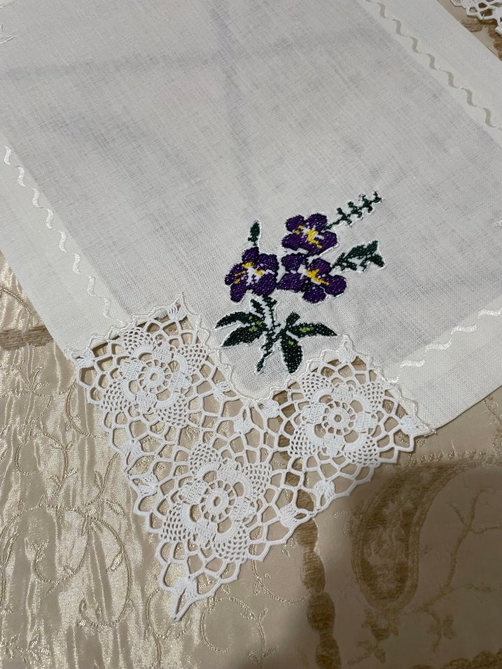 8 kişilik Masa Örtüsü Seti - Görsel 3