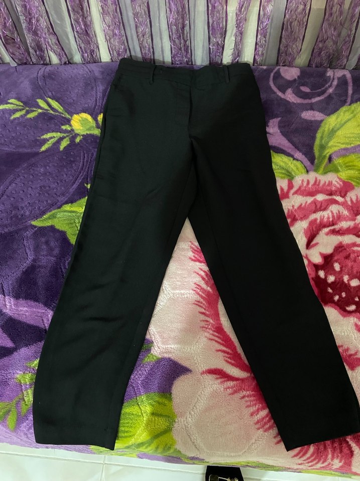 Kadın Siyah Pilili Kumaş Pantolon - Görsel 2