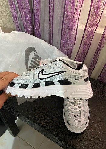Nike Beyaz Gri Bağcıklı Spor Kadın Sneakers - Görsel 6