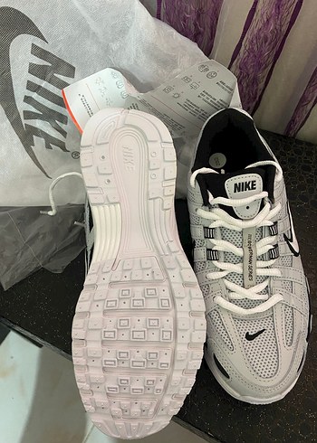 Nike Beyaz Gri Bağcıklı Spor Kadın Sneakers - Görsel 5