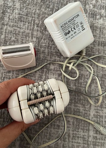 Kırmızı Beyaz Braun Epilatör ve Adaptör - Görsel 3