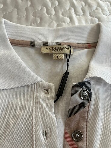 l Beden beyaz Renk burberry polo yaka elbise