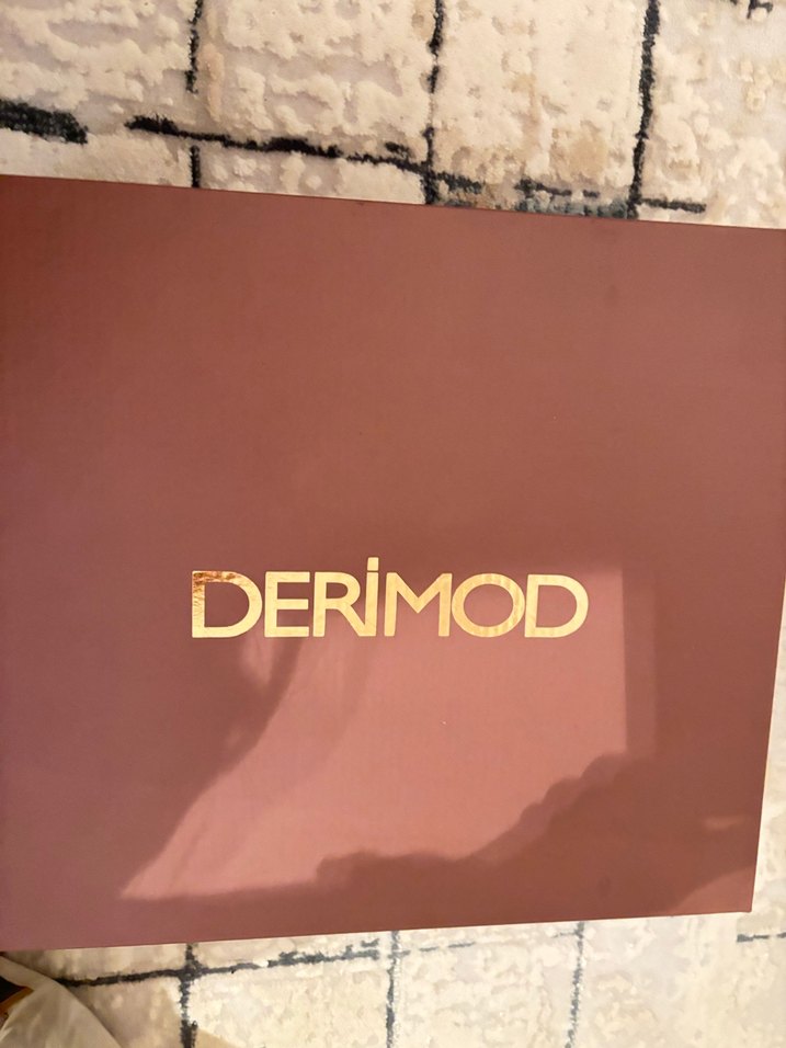 Kahverengi süet dolgu topuklu kadın botları - Görsel 3