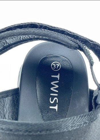 Siyah Yılan Desenli Platform Topuklu Sandalet - Görsel 4