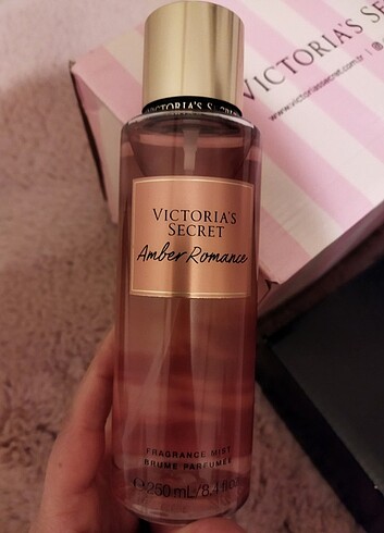 Victoria s Secret