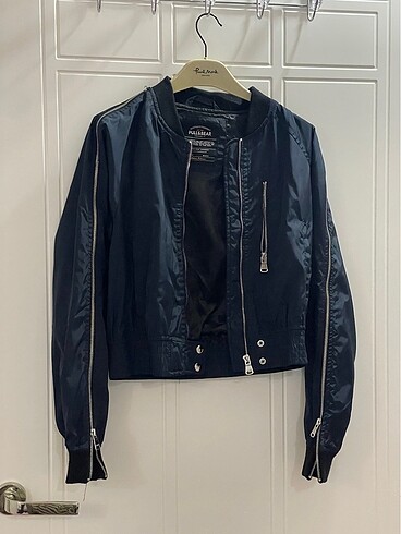 PULL BEAR BOMBER