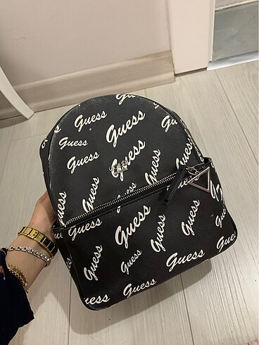  Beden Guess çanta