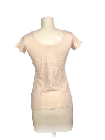 s Beden PreLoved T-shirt %70 İndirimli.