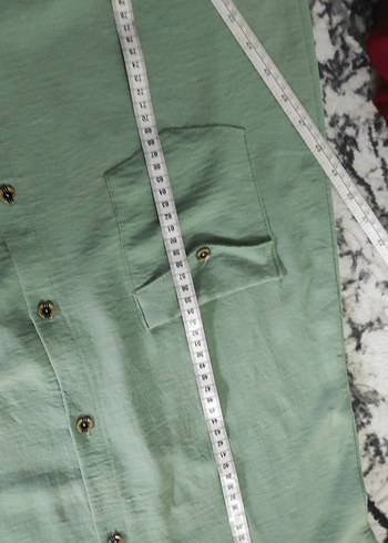 Yeşil ayrobin V Yakalı Kadın Gömlek - Görsel 3