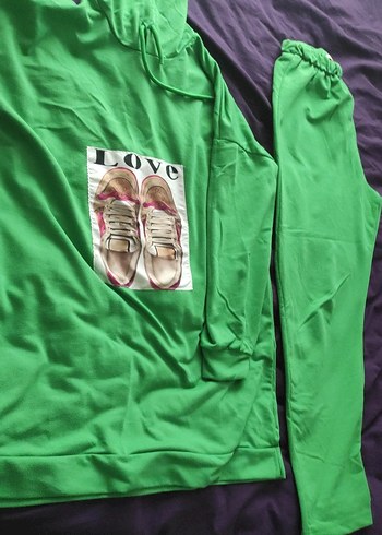 Yeşil Kapüşonlu Kadın Eşofman Takımı - Görsel 3