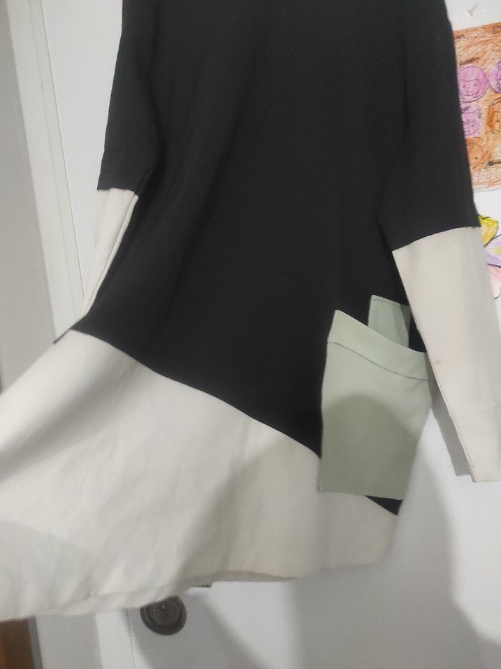 Kadın Siyah Baskılı Salaş Tunik - Görsel 5