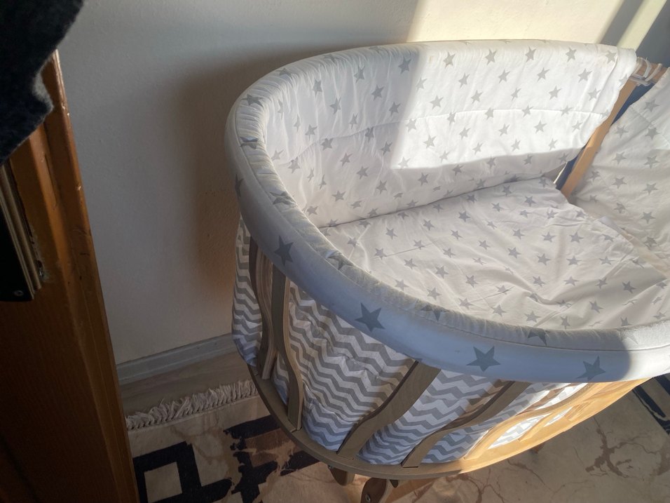 Gri Yıldız Desenli Bebek Beşiği - Görsel 2