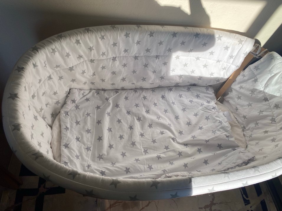 Gri Yıldız Desenli Bebek Beşiği - Görsel 3