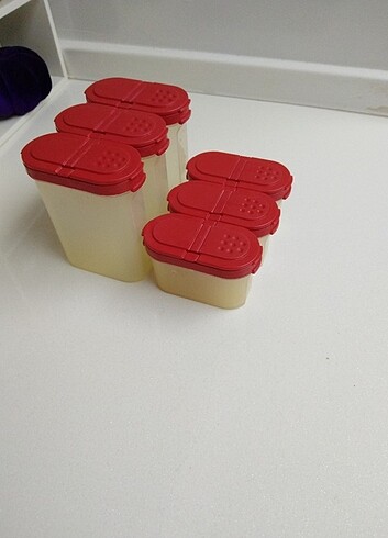 Tupperware baharatlik