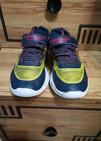 34 Beden ORİJİNAL Çocuk SKECHERS