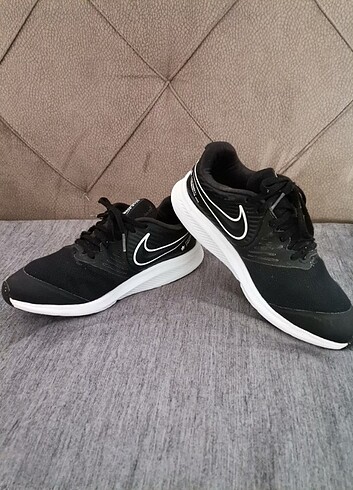Nike 38.5 NUMARA