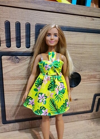 Mattel Barbie Bebek
