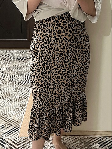 Leoparlı etek