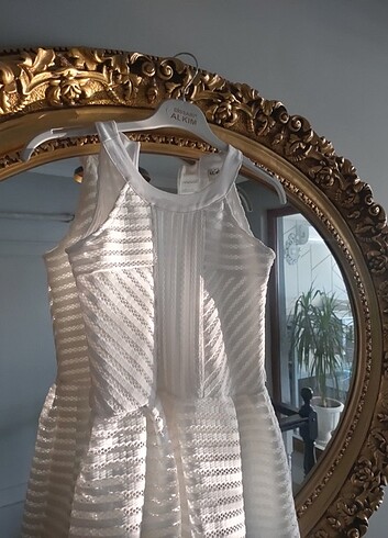 10 Yaş Beden Beyaz temiz elbise