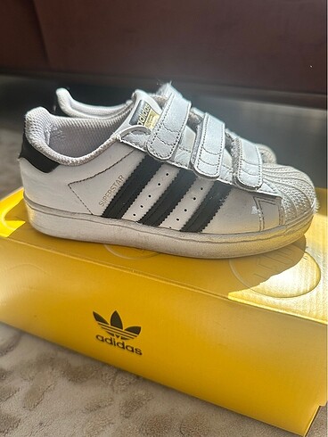 Adidas süperstar