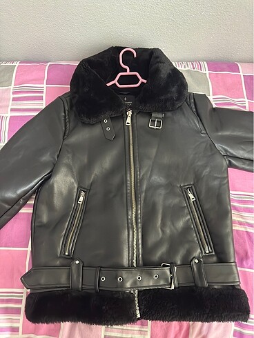 Stradivarius içi kürklü deri ceket