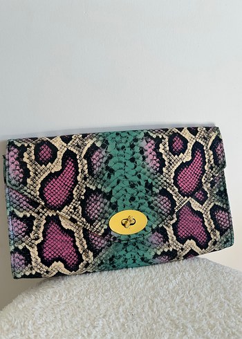 Kadın Çok Renkli Yılan Desenli Kemerli Clutch