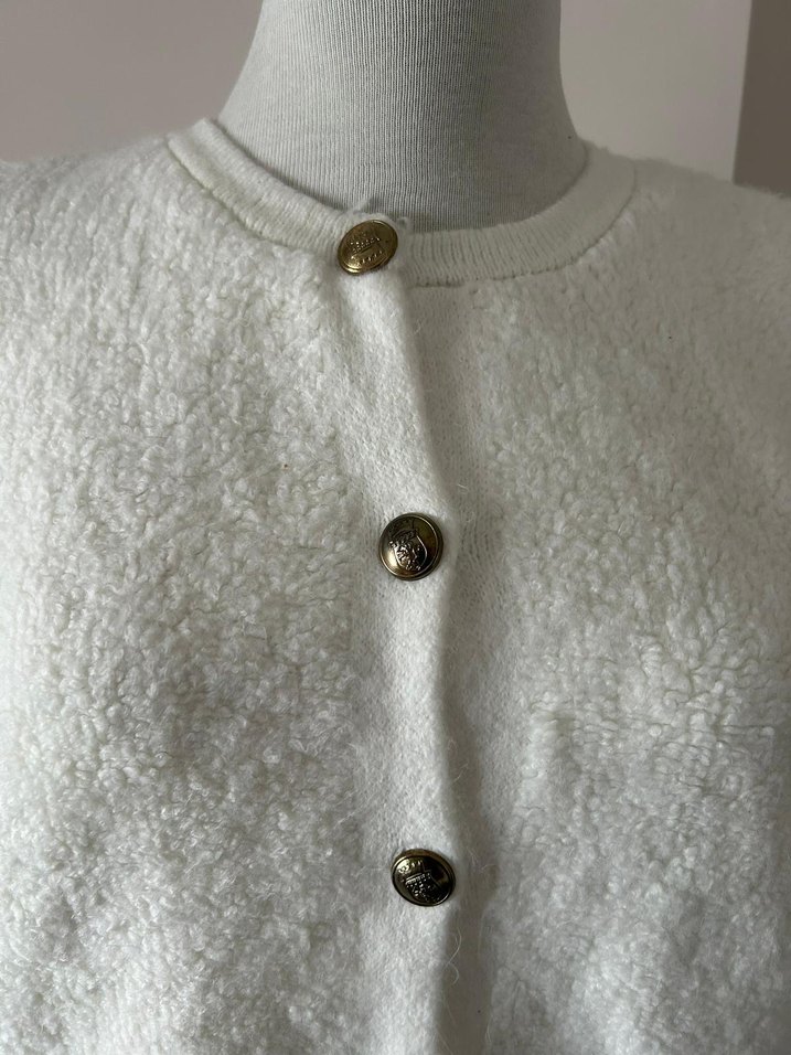 Düğmeli Beyaz Kadın Triko Hırka - Görsel 2