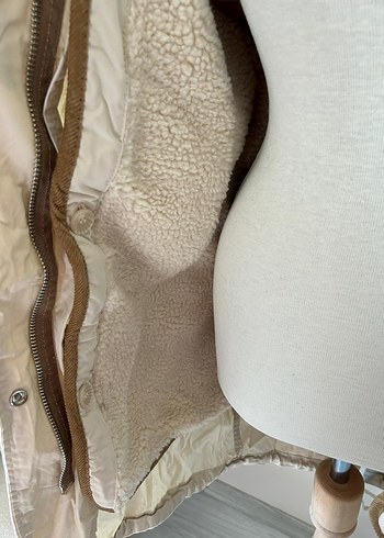 Bershka Bej Kürklü Kışlık Mont - Görsel 6