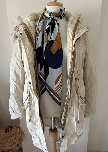 Bershka Bej Kürklü Kışlık Mont - Görsel 4