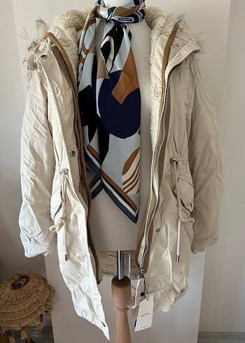 Bershka Bej Kürklü Kışlık Mont - Görsel 3