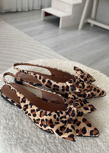 Leopar Desenli Kadın Babet