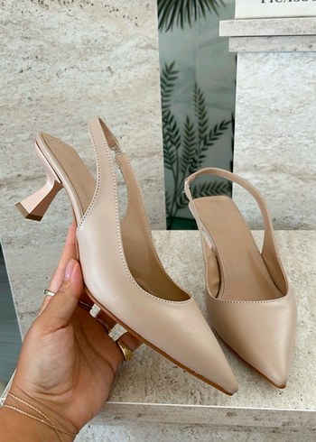 Diğer Bej Stiletto Topuklu Kadın Abiye Ayakkabı