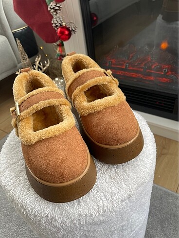 Diğer UGG Model Taba Kürklü Babet