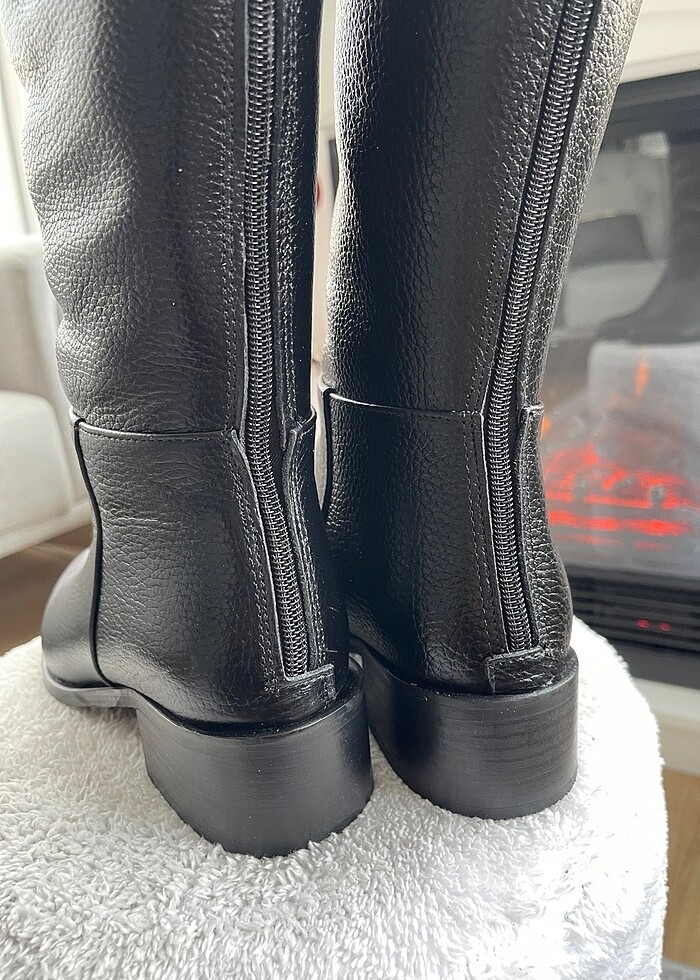 Siyah Gerçek Deri Arkası Fermuarlı Binici Çizme - Görsel 3