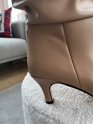 Bej Deri Körüklü Çizme - Görsel 3