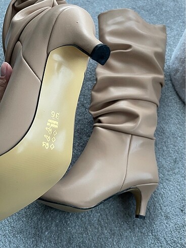 Bej Deri Körüklü Çizme - Görsel 8