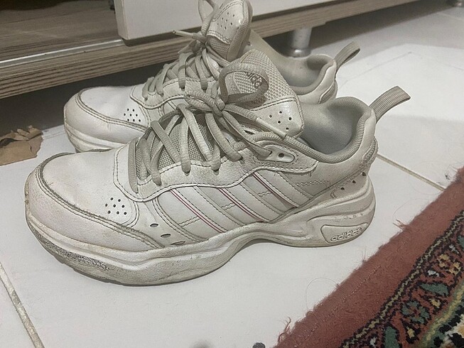 Adidas ayakkabı