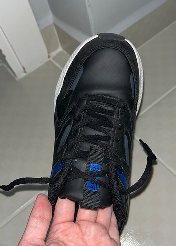 35 Beden Erkek Çocuk Spor Ayakkabı