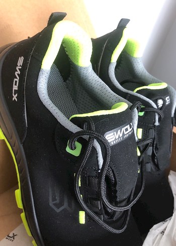 SWOLX Erkek Siyah Spor Ayakkabı - Görsel 2