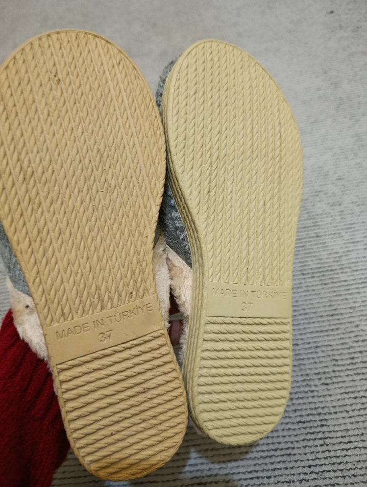 Gri Kadın Peluş Terlikler Tokalı - Görsel 3