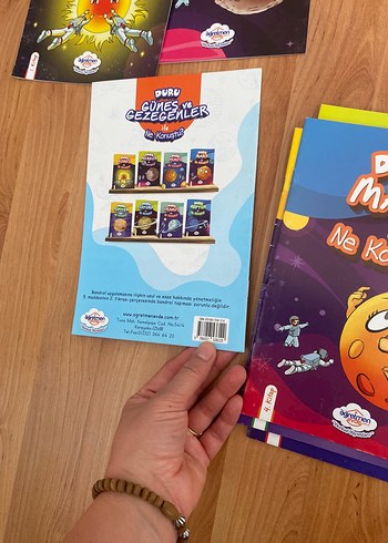 Beden Renk Duru ile Gezegenler Serisi - 8 Kitap