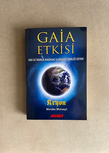 Esprit Bileklik ve kitaplar