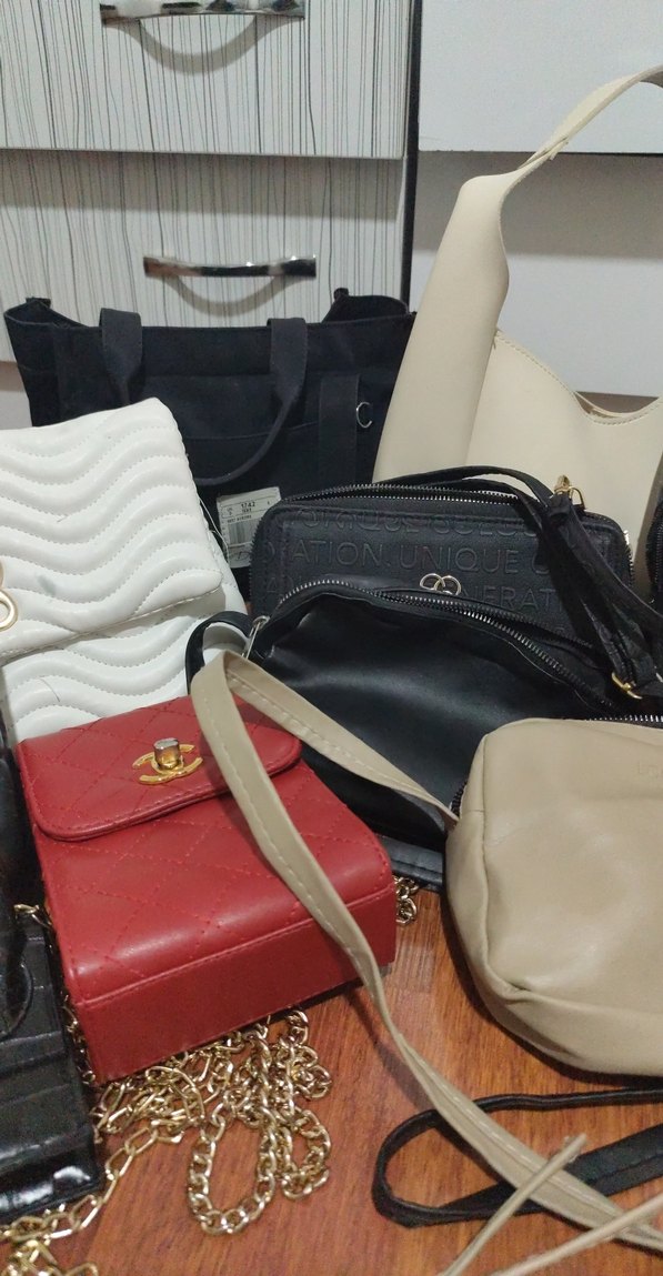 Birden fazla çanta - Görsel 2