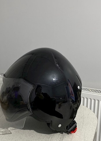 Parlak Siyah Camlı Motosiklet Kaskı - Görsel 2
