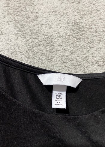 Siyah Uzun Kollu Kadın Bluz - Görsel 3