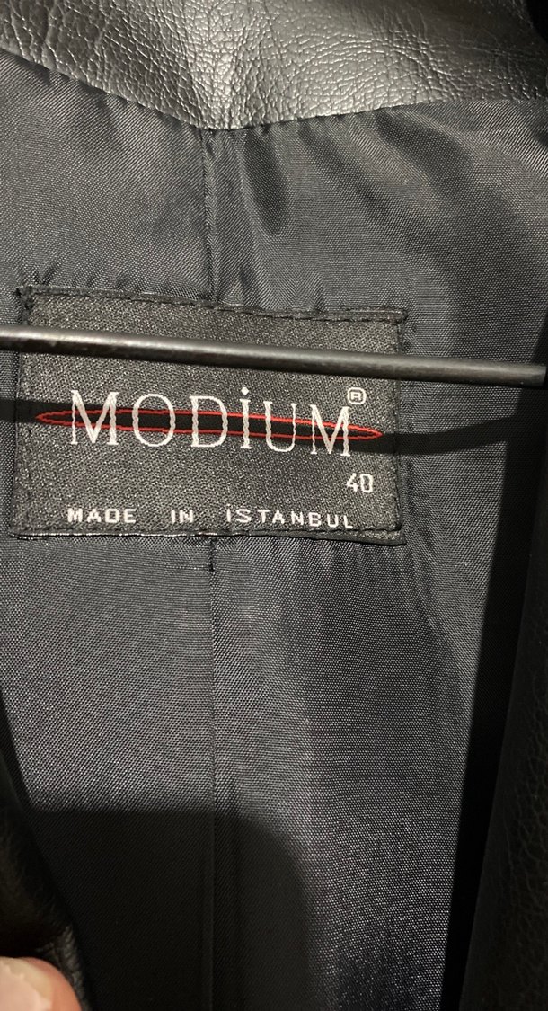 Düğmeli Siyah Deri Kadın Ceket - Görsel 3