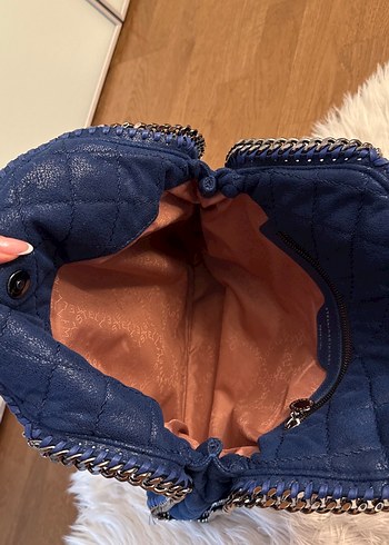 Stella Mccartney ikonik lacivert gunluk canta - Görsel 5